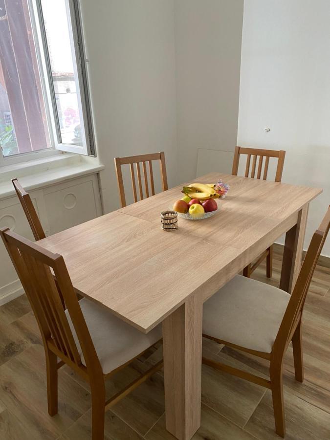 Apartment Festina Lente Sarajevo Buitenkant foto